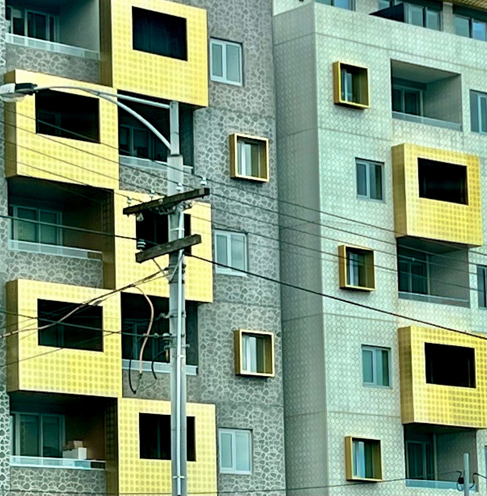 Yellow Rectangles Windows 7 Yellow windows – Wandering Teresa